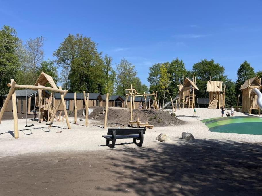 Camping De Pallegarste Chalet 119 Marienberg Bagian luar foto